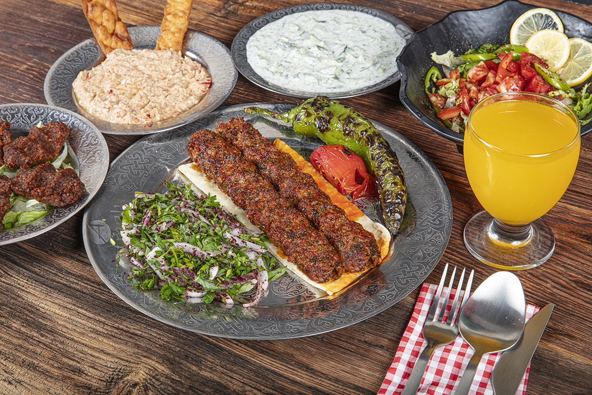 Sebzeli kıyma Kebabı Sebzeli kıyma Kebabı